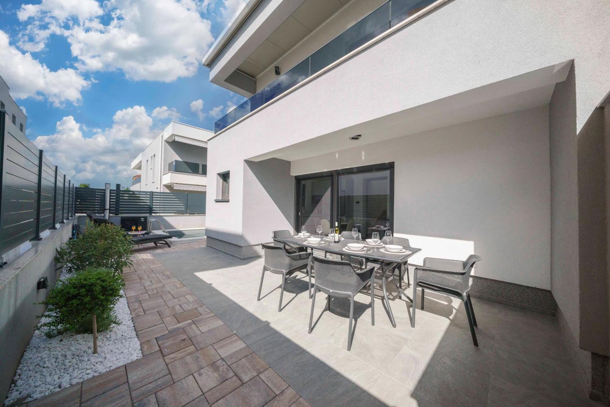 Augusta With Heated Pool Casa vacanze *
